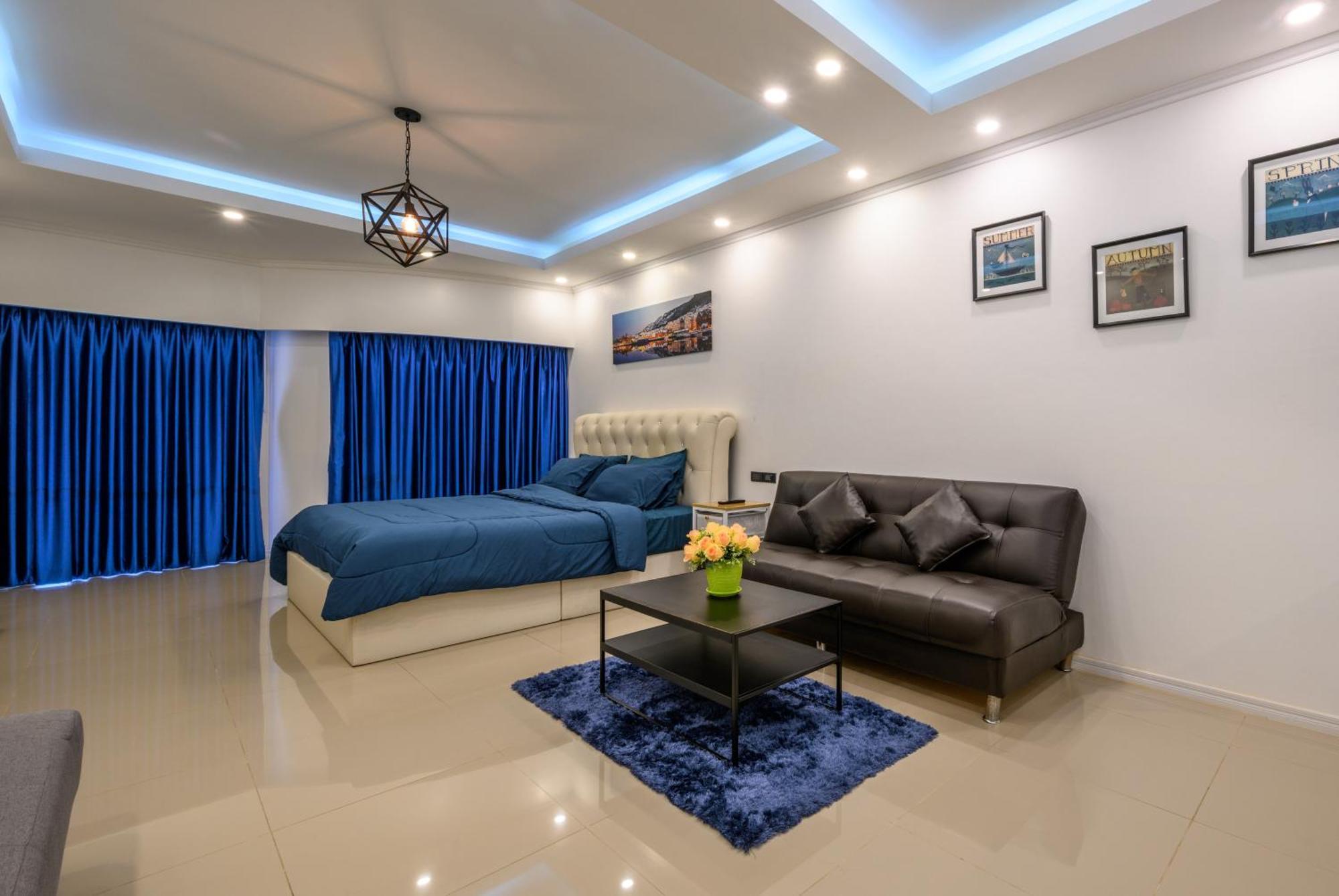 Jomtien Beachfront Stylish Studio , Stunning Seaview , Big Pool Bagian luar foto