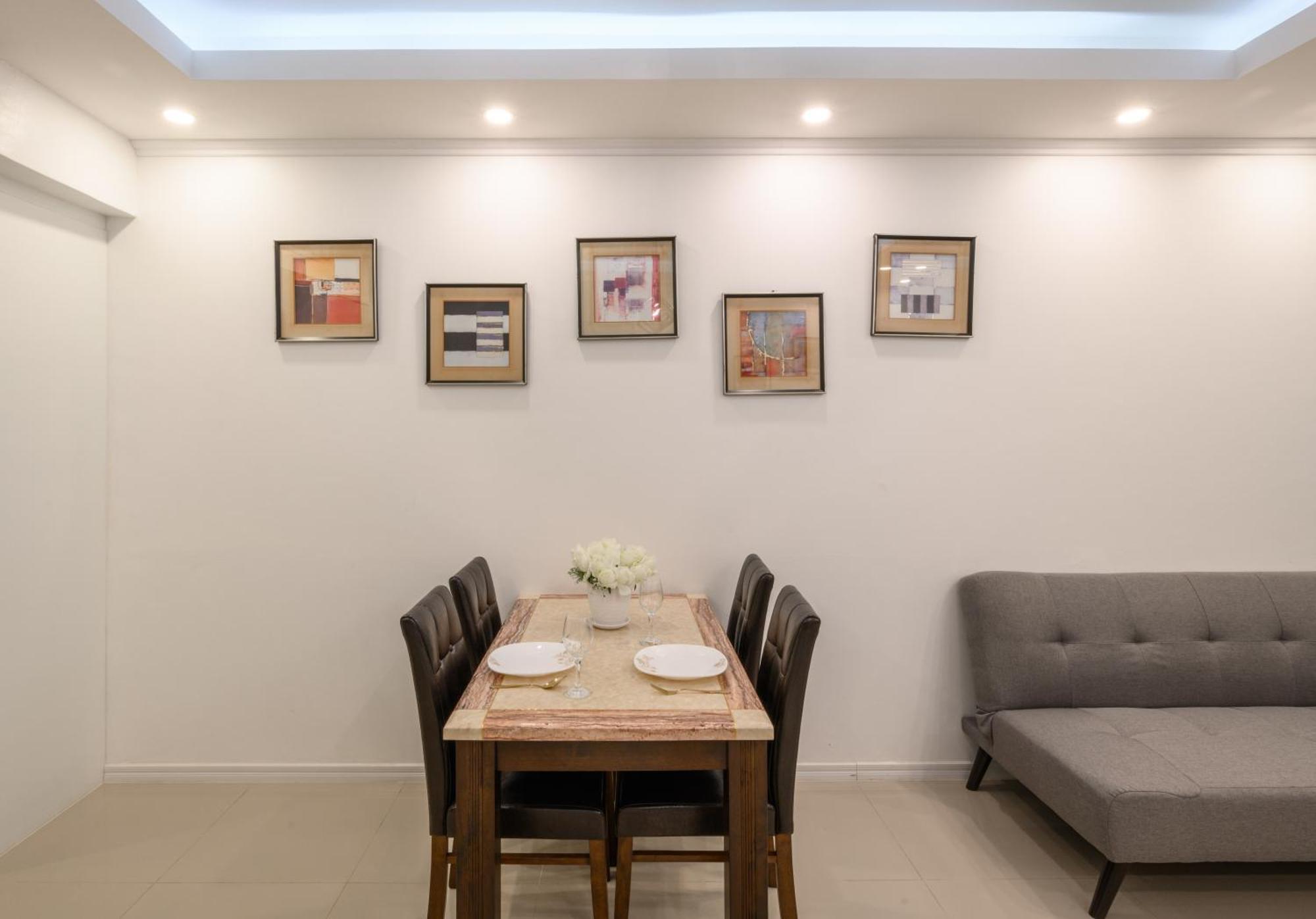 Jomtien Beachfront Stylish Studio , Stunning Seaview , Big Pool Bagian luar foto